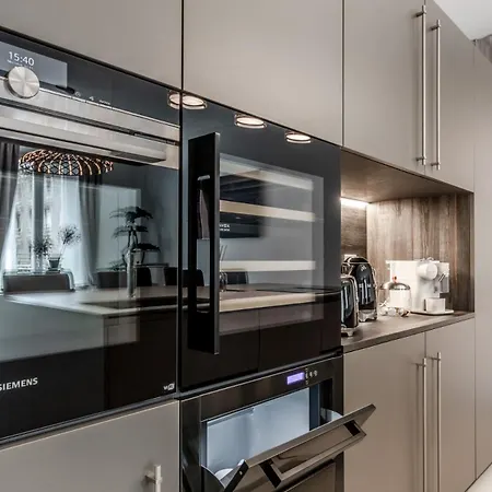 Rizzoli Luxury Towers View Апартаменты