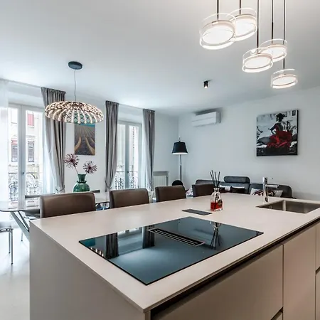 Апартаменты Rizzoli Luxury Towers View Болонья