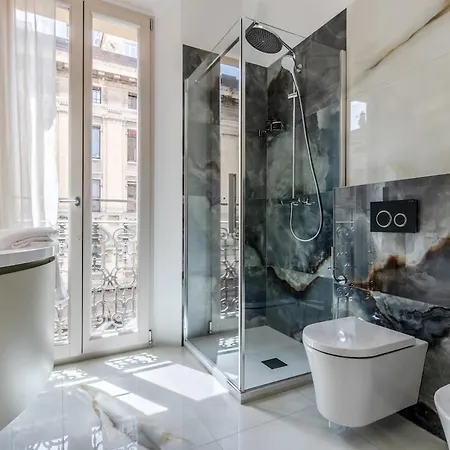 Rizzoli Luxury Towers View * Болонья
